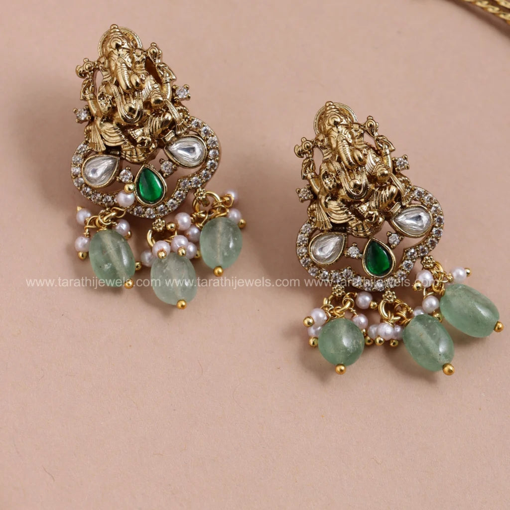 Lord Ganesha Pendant Hasli Choker CH363