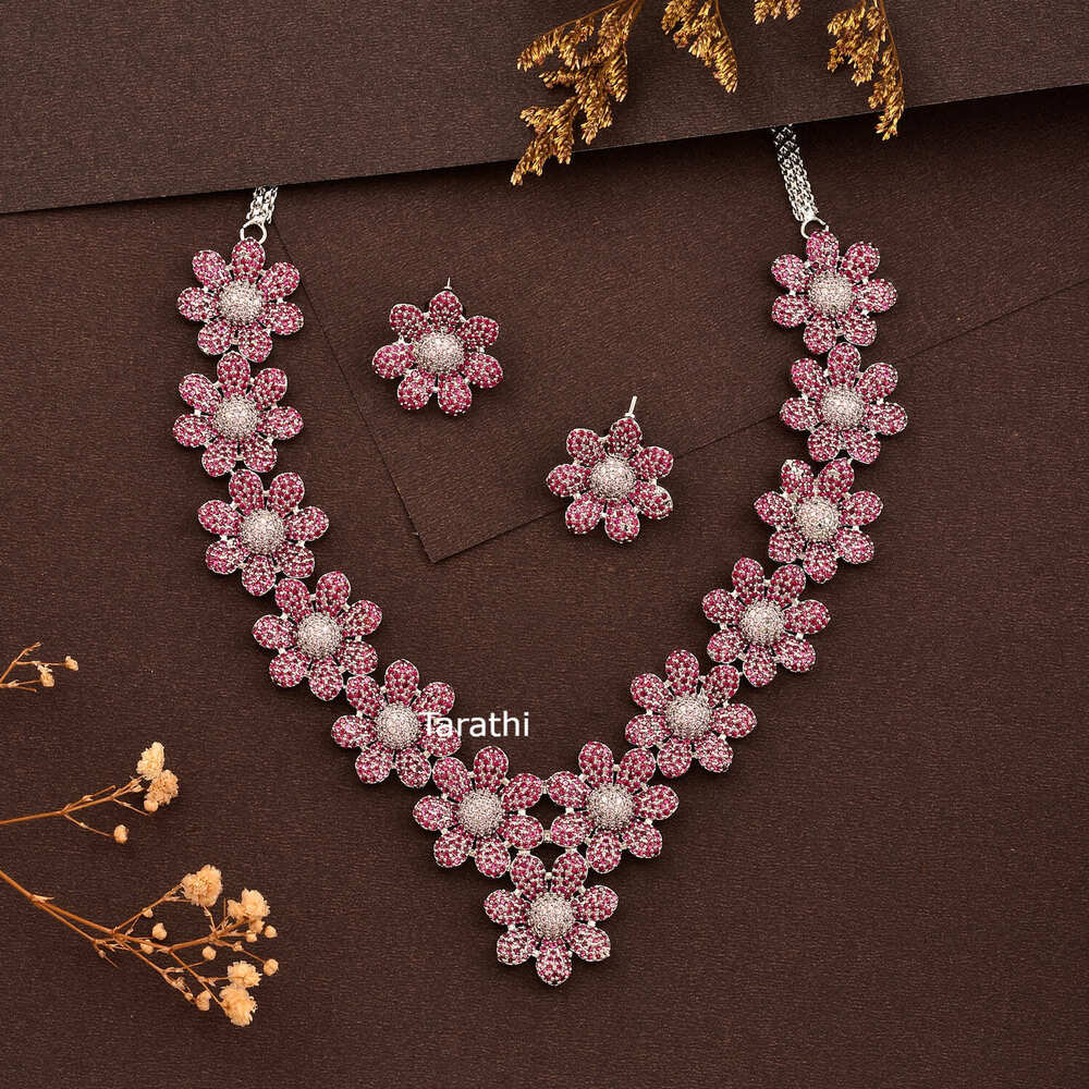 Silver Finish Flower Design Necklace N377