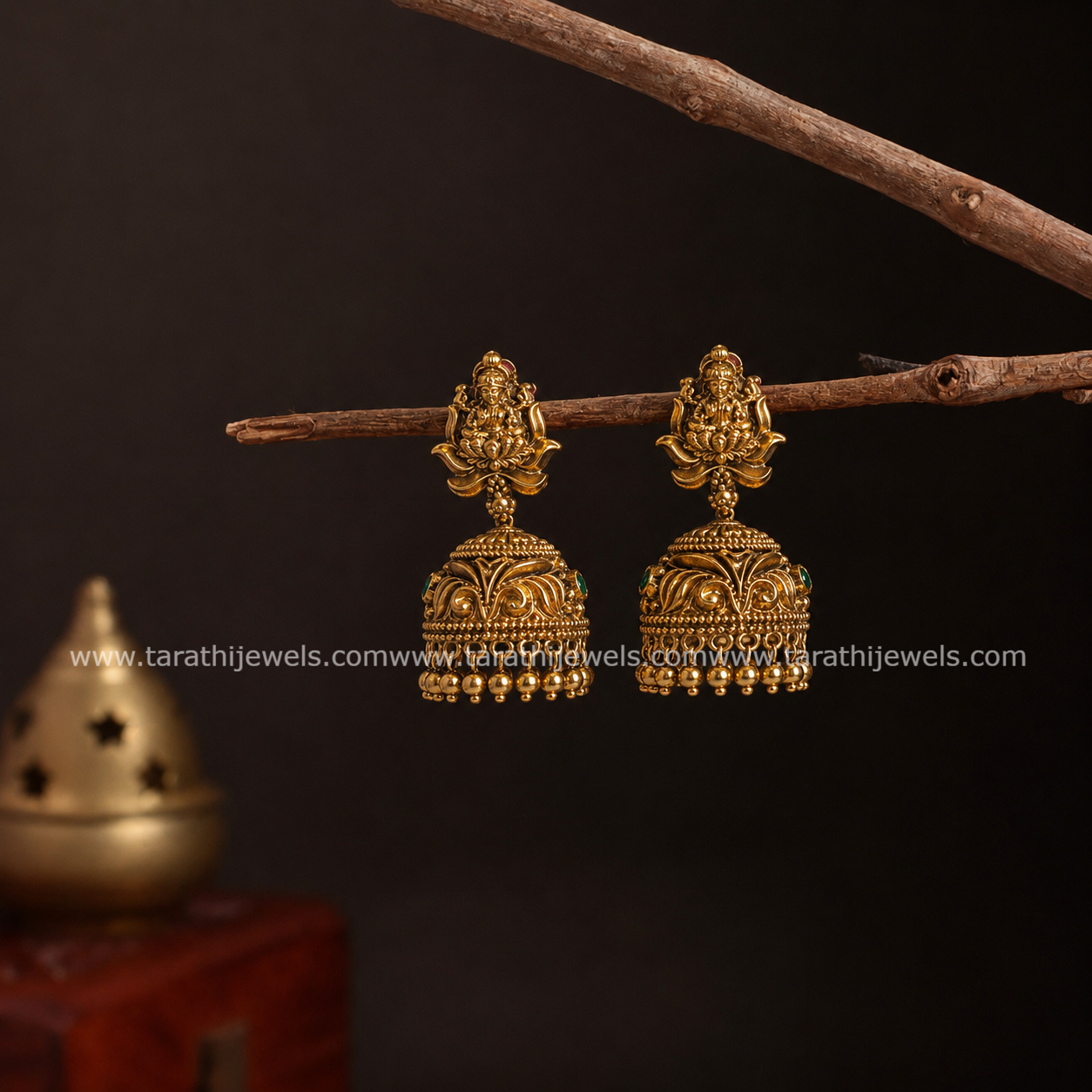 Amazing Lakshmi Jumka EA774