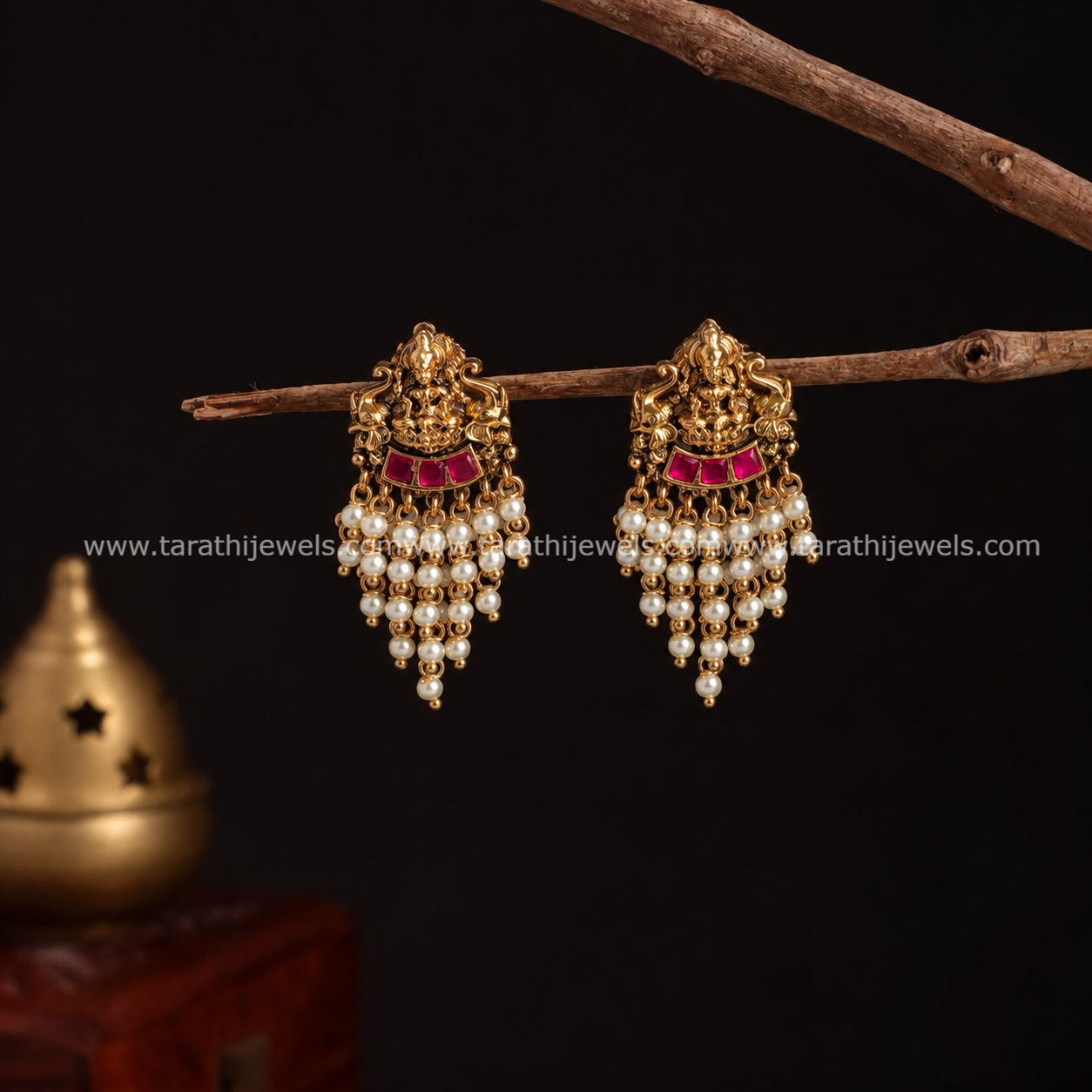 Lakshmi Pearl Earrings EA782