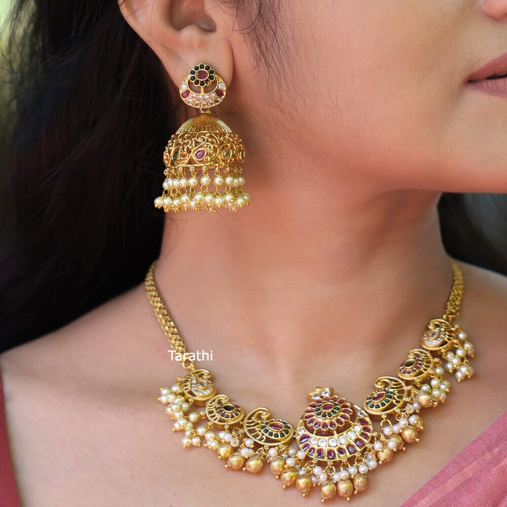 Adhira Half Moon choker CH239