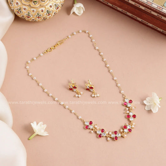 Kirthi High Neck Choker CH361