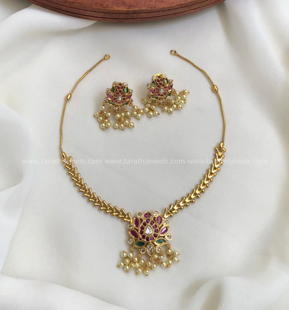 Sana Lotus Necklace N716