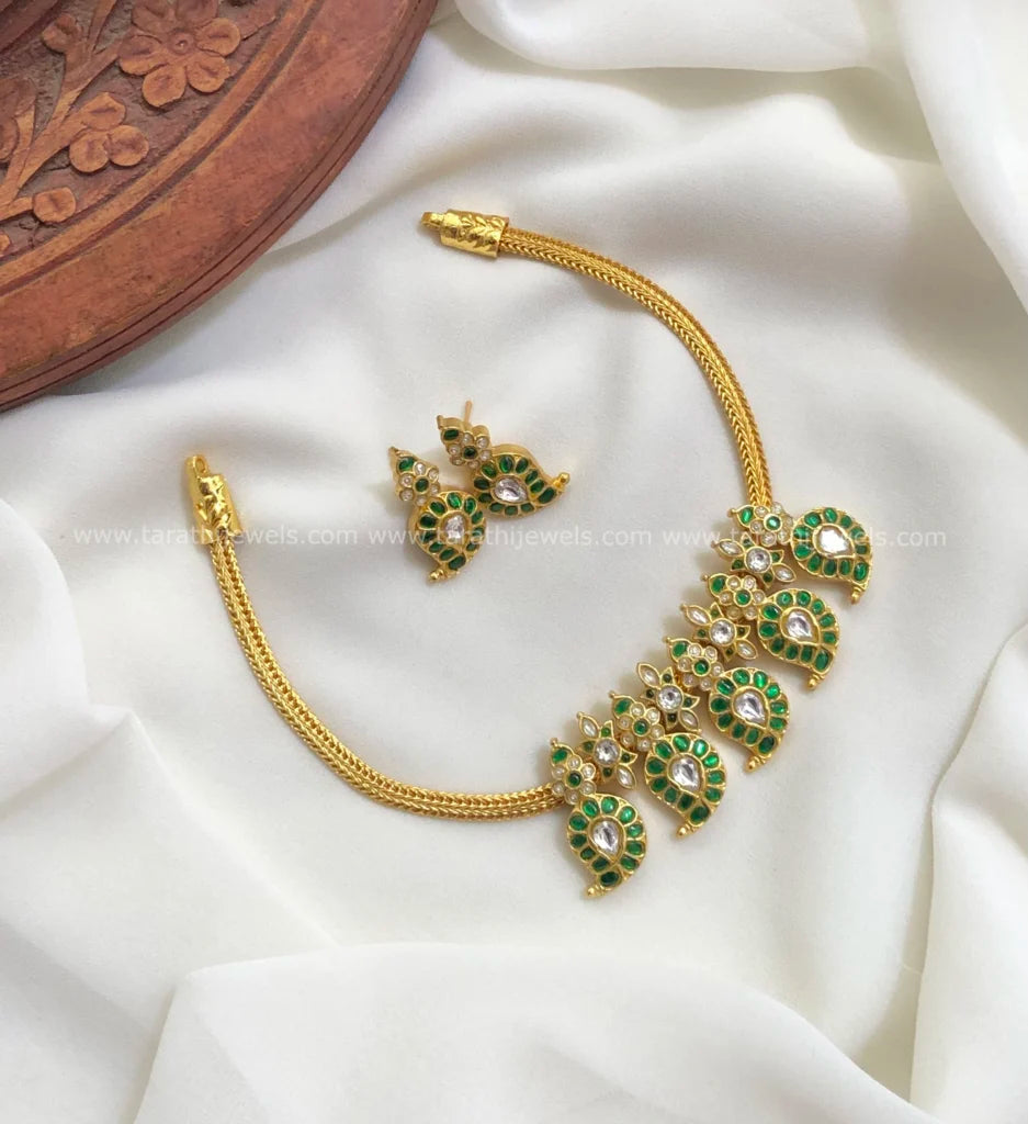 Valli Jadau Kundan Choker CH350