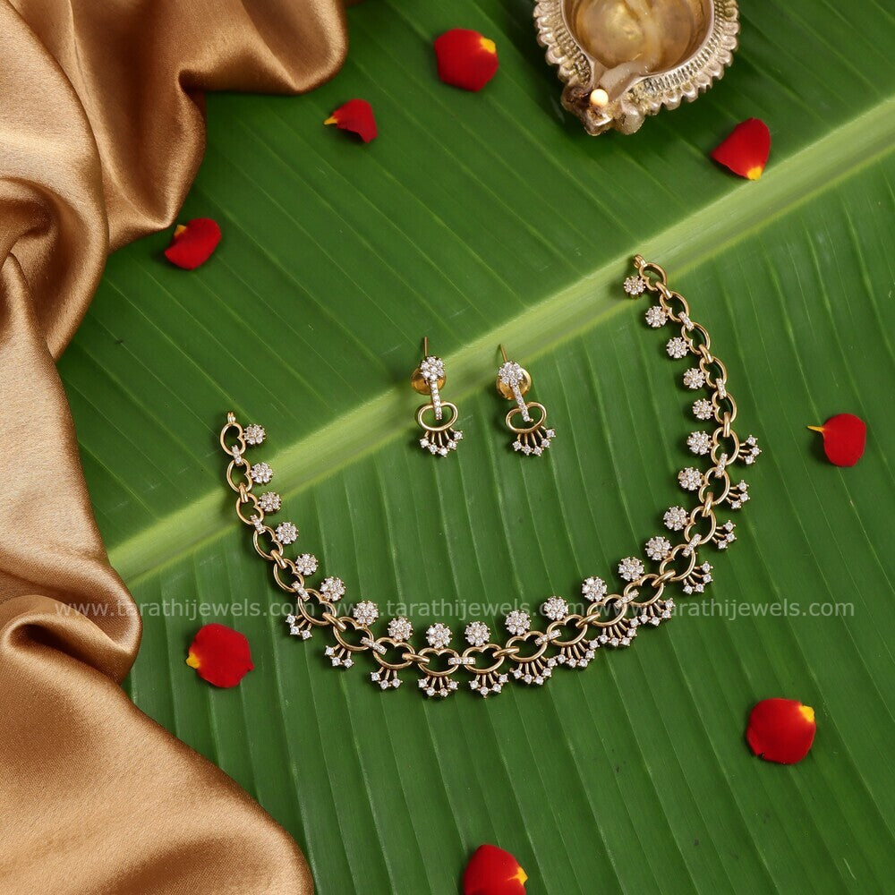 Yagavi Ad short Necklace N1058