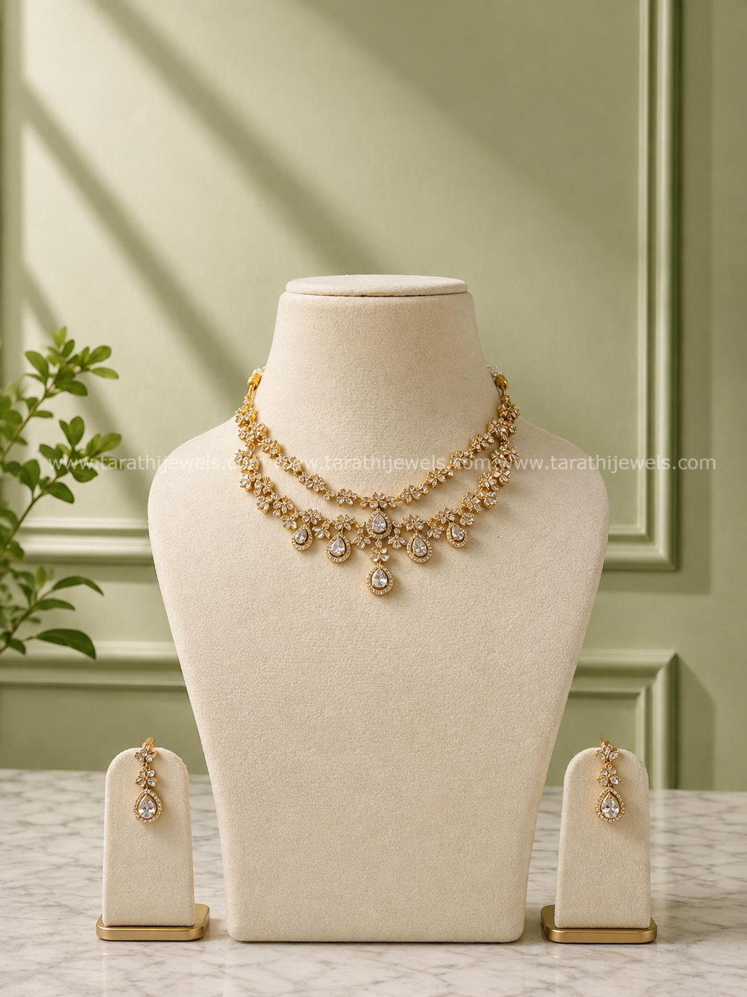 Two Layered Diamond Look alike Necklace N1084