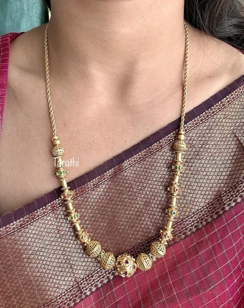 Gold Look alike ball design Kemp Maalai N319
