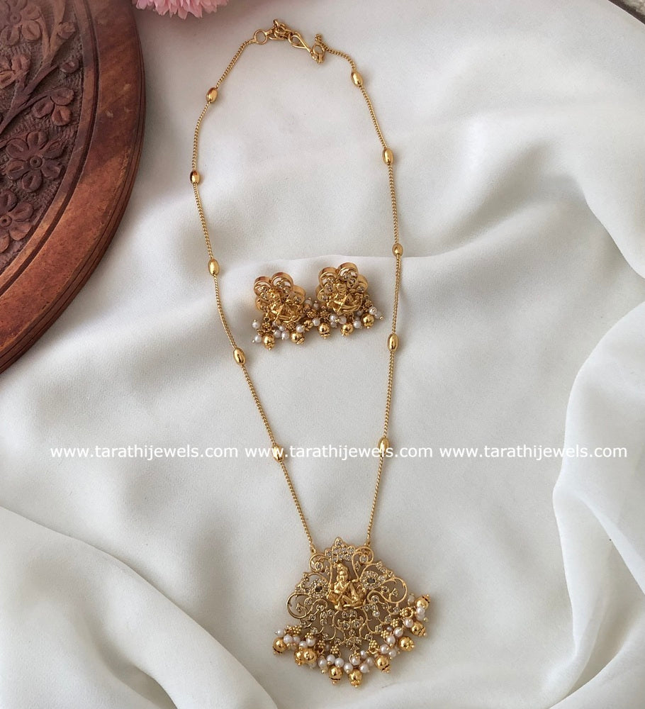 Lord Krishna Pendant short Chain N454