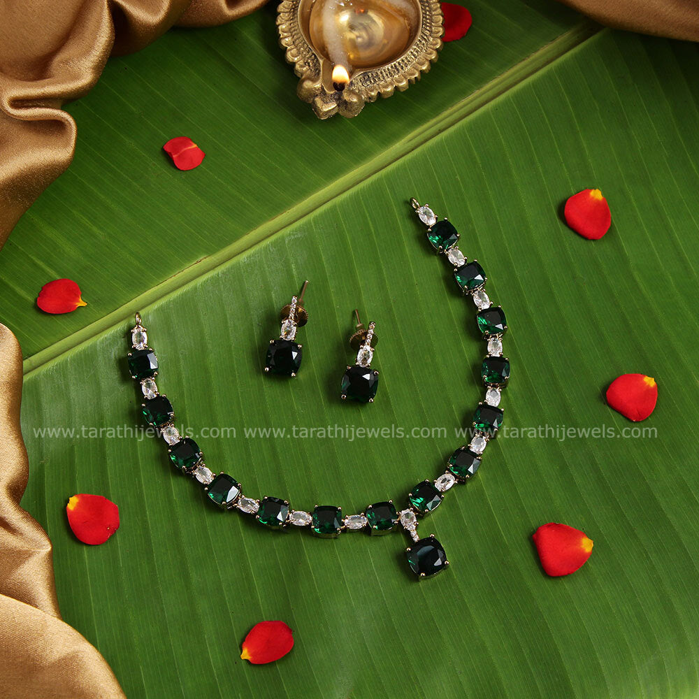 Amazing Green Stone Necklace N461