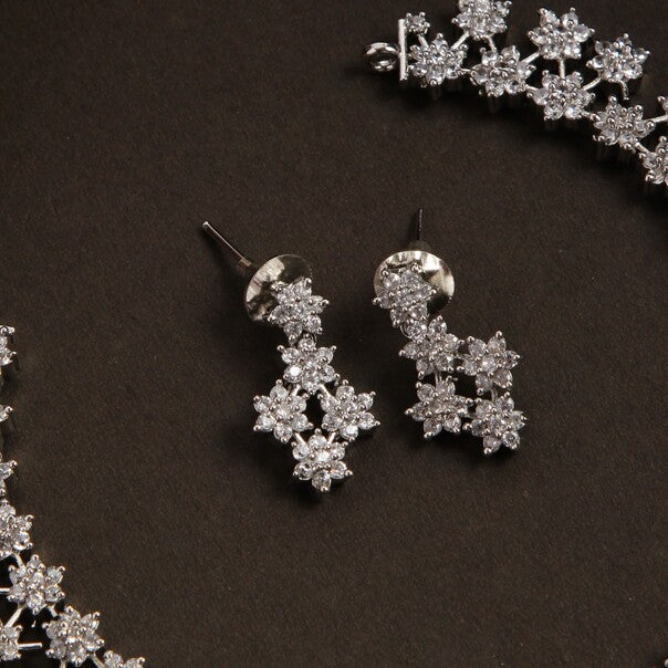 Elegant White stone AD Partywear Neckset AC21