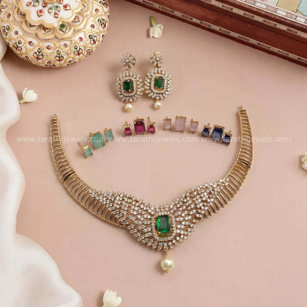 Amazing Diamond Look alike Necklace AC53