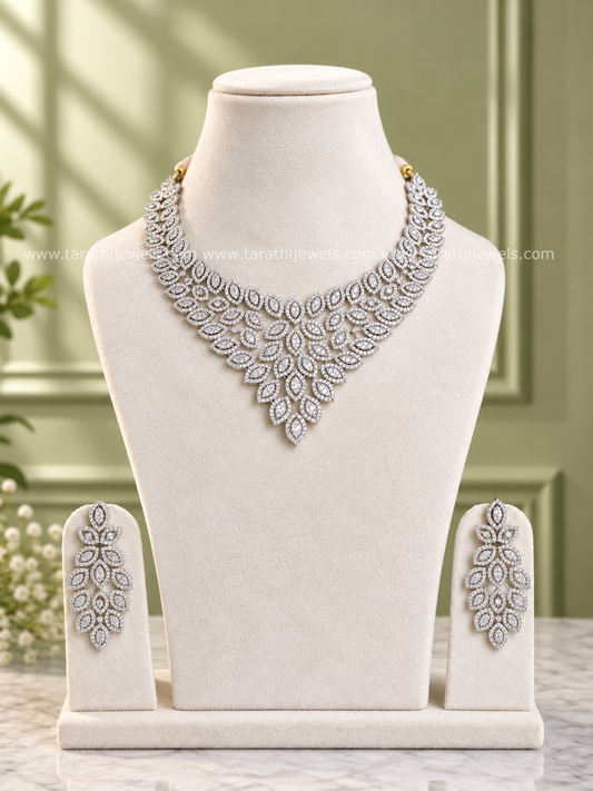 Beautiful Floral Design Diamond Look alike Necklace AC59