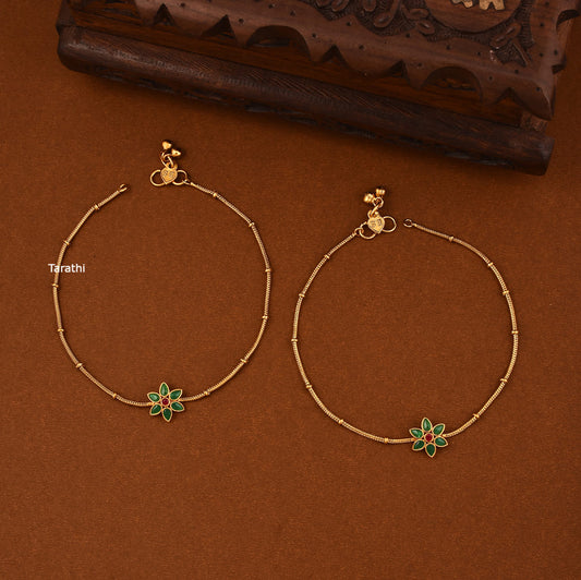 Beautiful Flower Design Jadau Anklets AK07