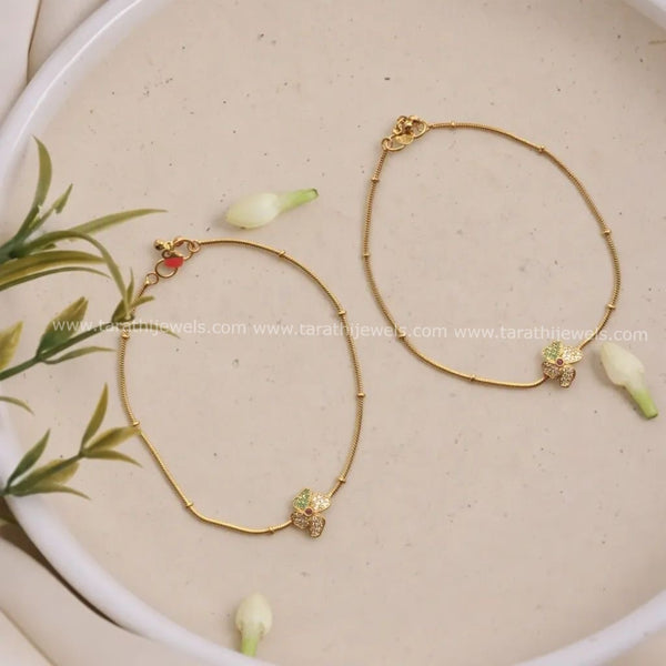 Simple Flower Design Anklets AK51