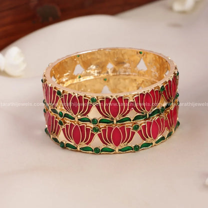 Lotus Bangle BA142