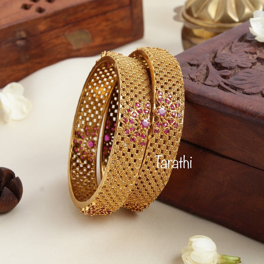 Ad Ruby Matte Bangle BA64