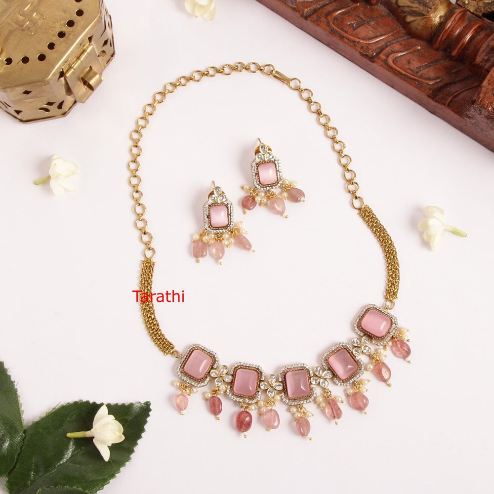 Victorian Choker CH212