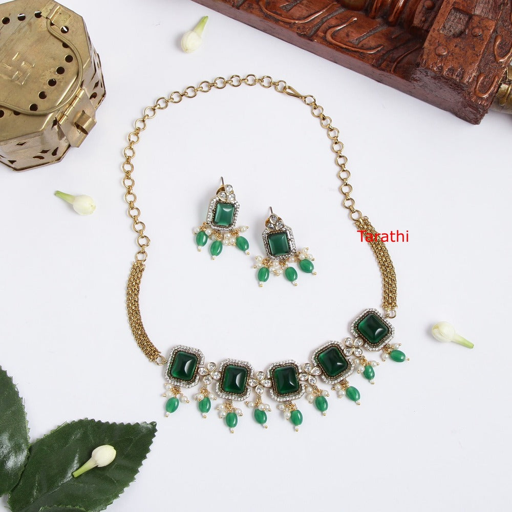 Victorian Choker CH219