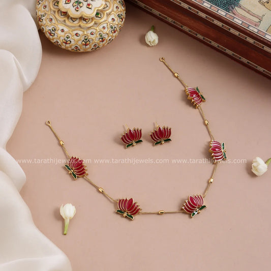 Amazing Lotus Choker CH366
