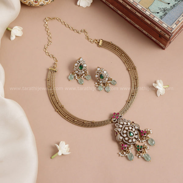 Rishika Hasli Choker CH396
