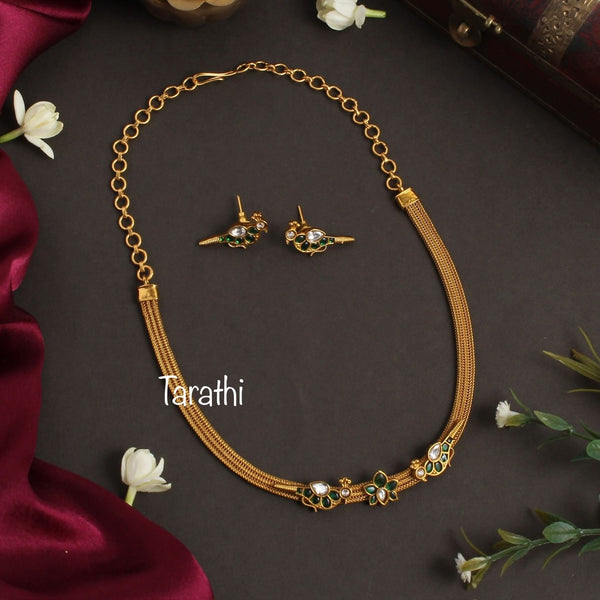 Antique Simple High Neck Choker CH403