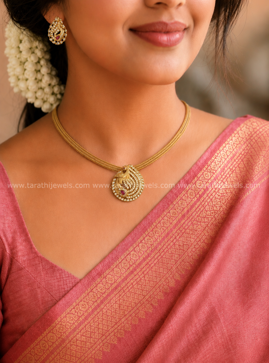 Peacock Pendant choker CH421