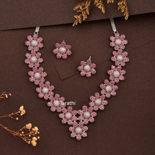 Silver Finish Flower Design Necklace N377