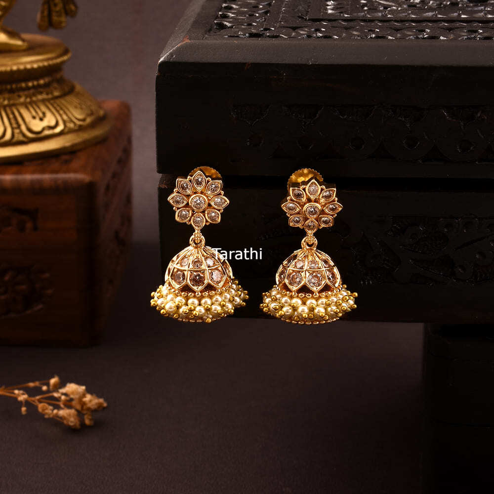 Traditional white stone Jumka EA370