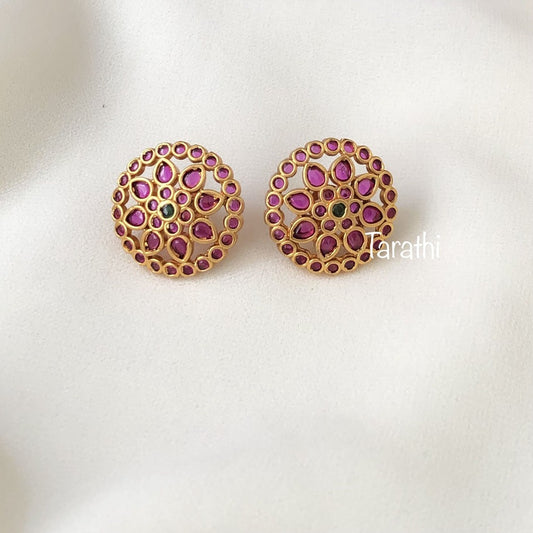 Traditional Design Kemp Stud EA250