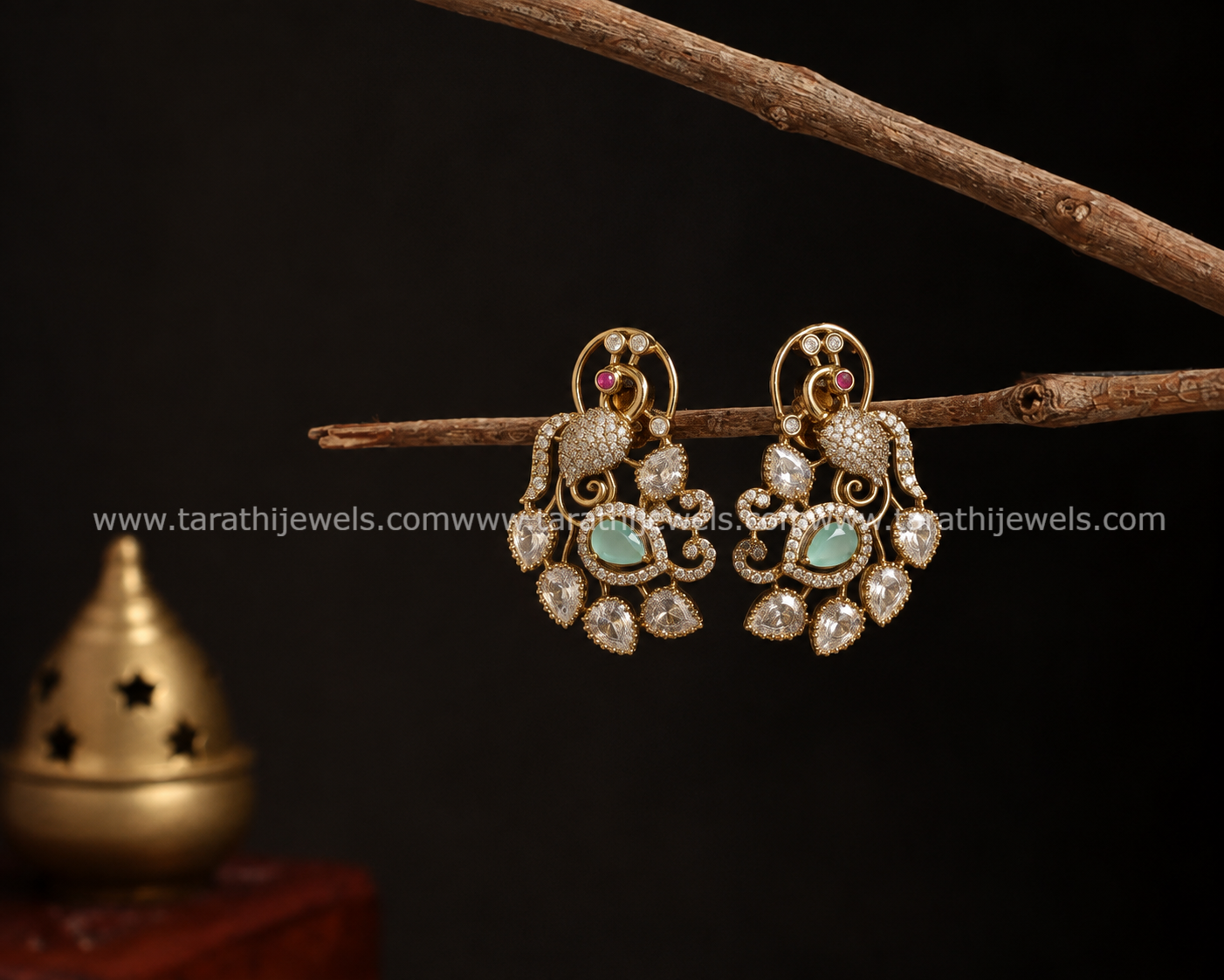 Peacock Ad Earring (Pastel Green) EA779