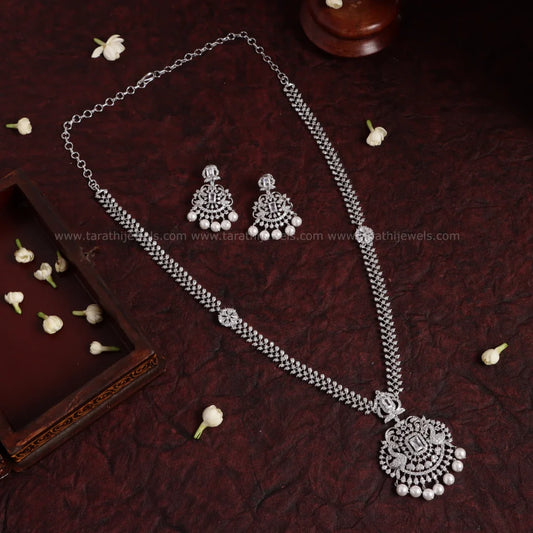 Diamond look alike Haaram HA381