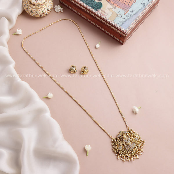 Lakshmi Pendent Long Chain HA421