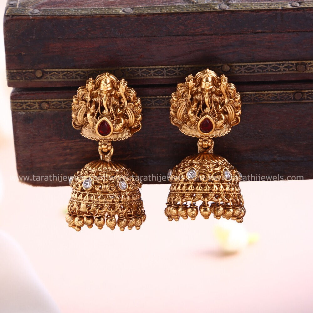 Tarathi Vinayakar Pendant Matte Neckpchain HA430