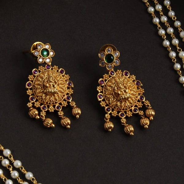 Pearl Lakshmi long Chain HA441