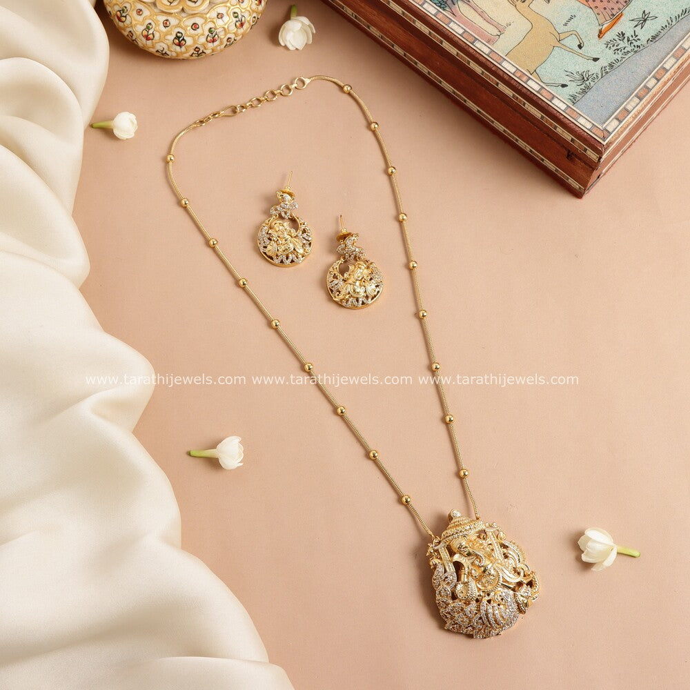 Lord Ganesha Pendant Long Chain HA444