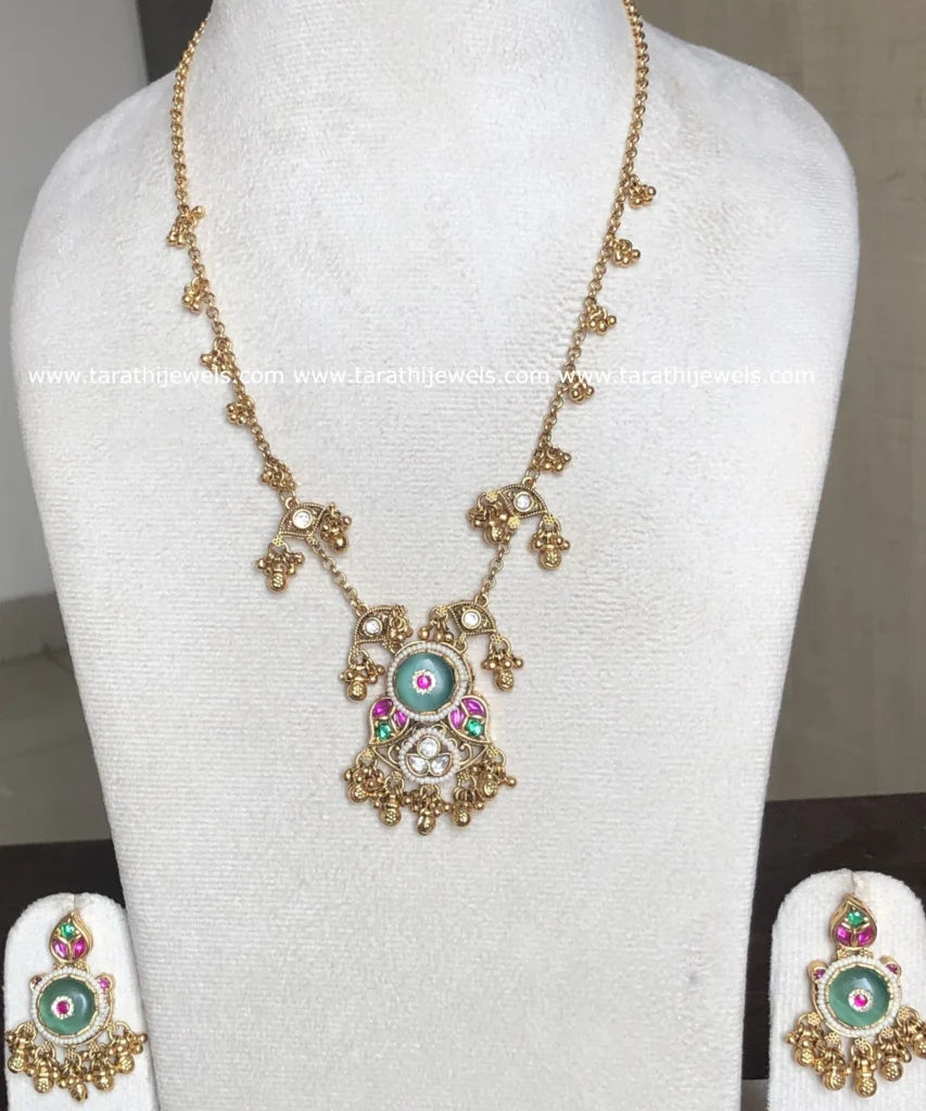 Premium Quality Gold Tone Heritage Jewellery Neck Chain N813