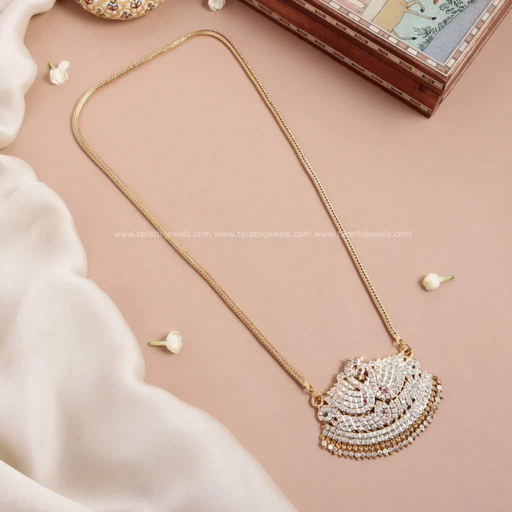 Traditional Peacock Long Chain HA351
