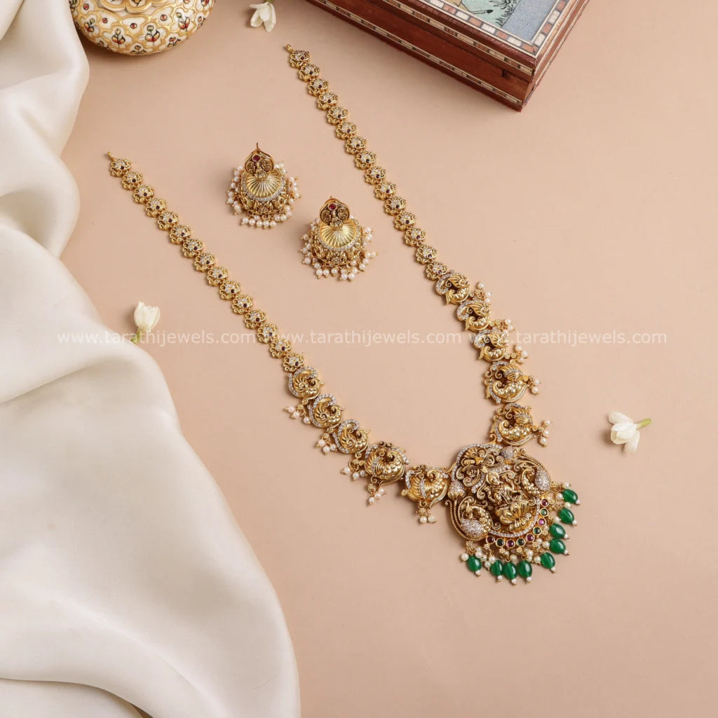 Amazing Lakshmi With Peacock Haaram HA286