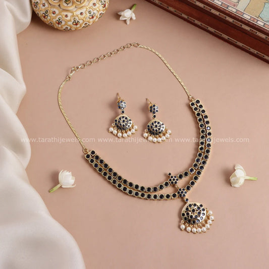 Ithanya Version2 Dark blue Kemp Necklace N738