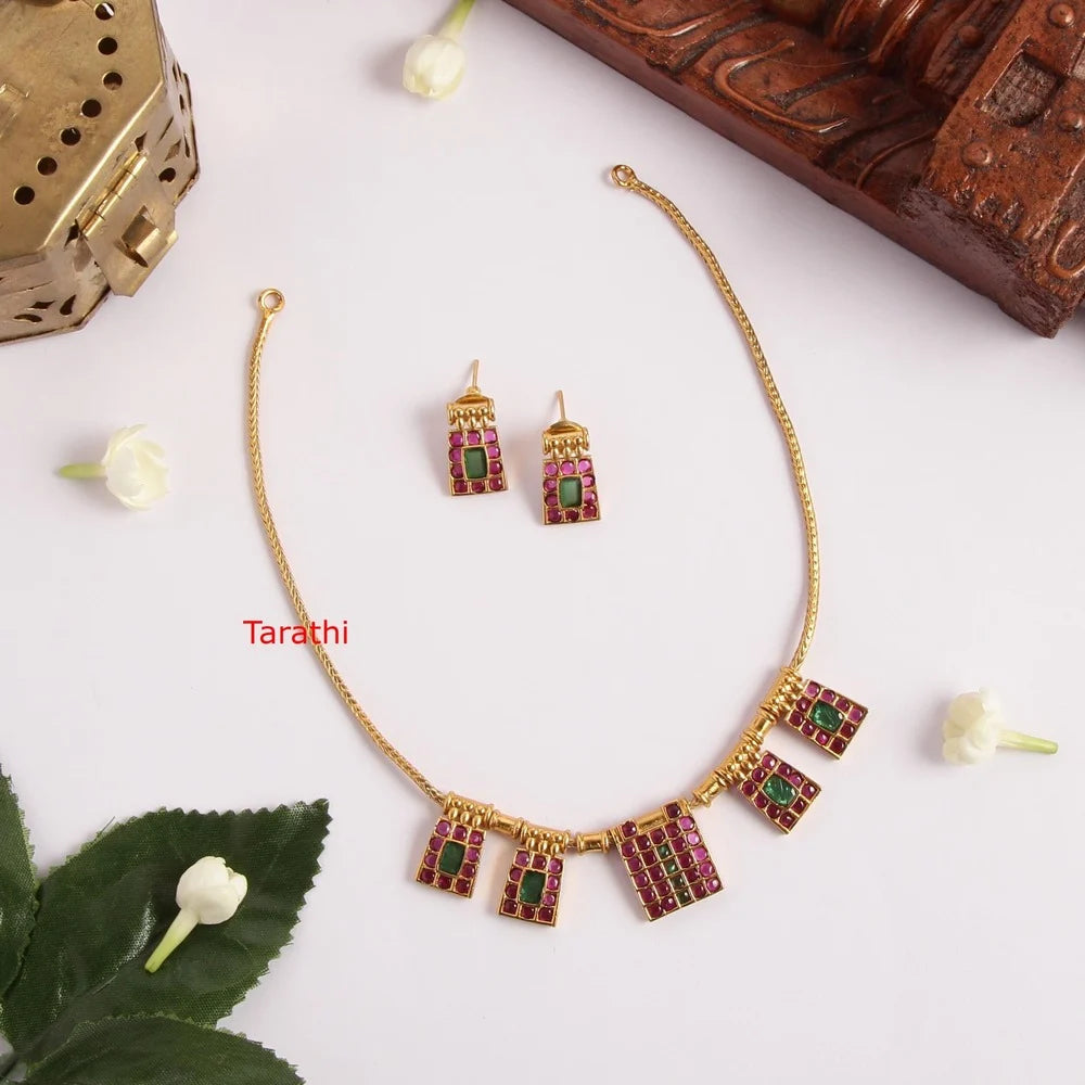Square Pattern Kemp Necklace N916