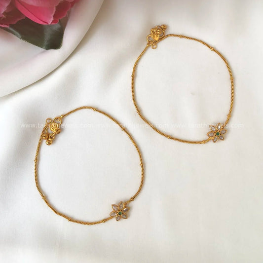 Beautiful Flower Design Jadau Anklets AK31