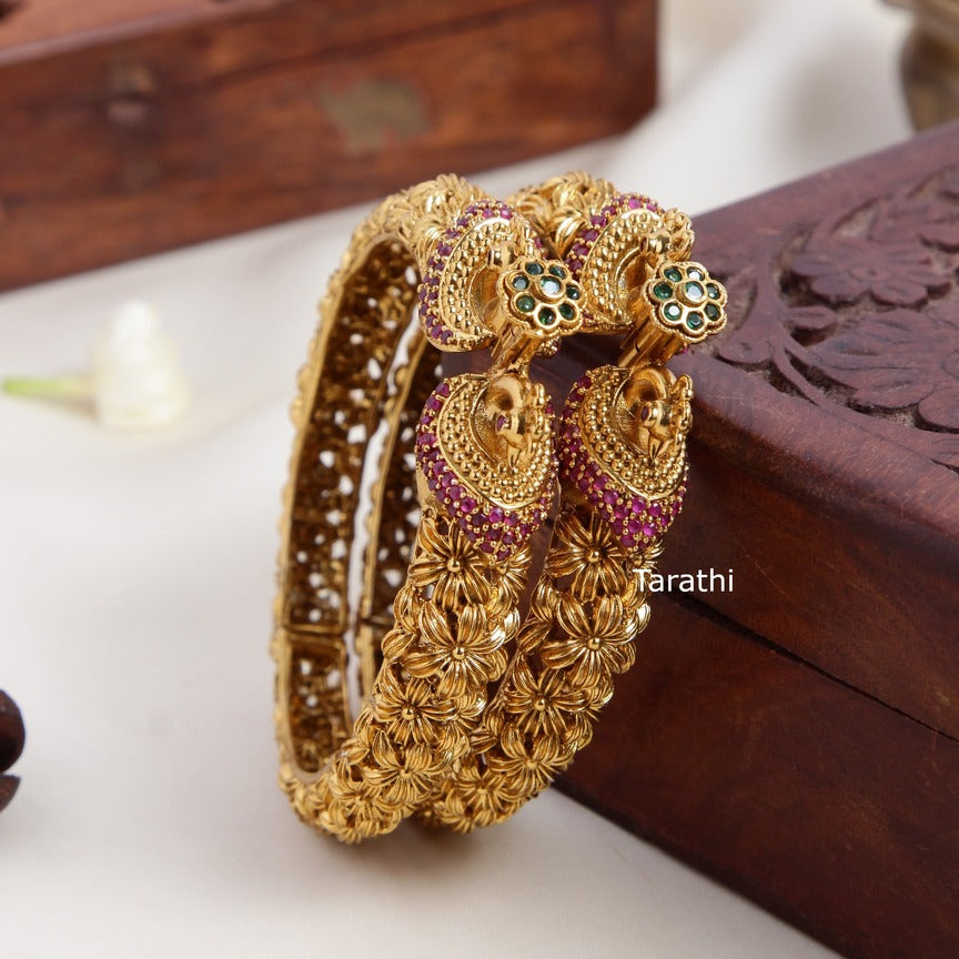 Gold Look alike Peacock kada Bangle BA83