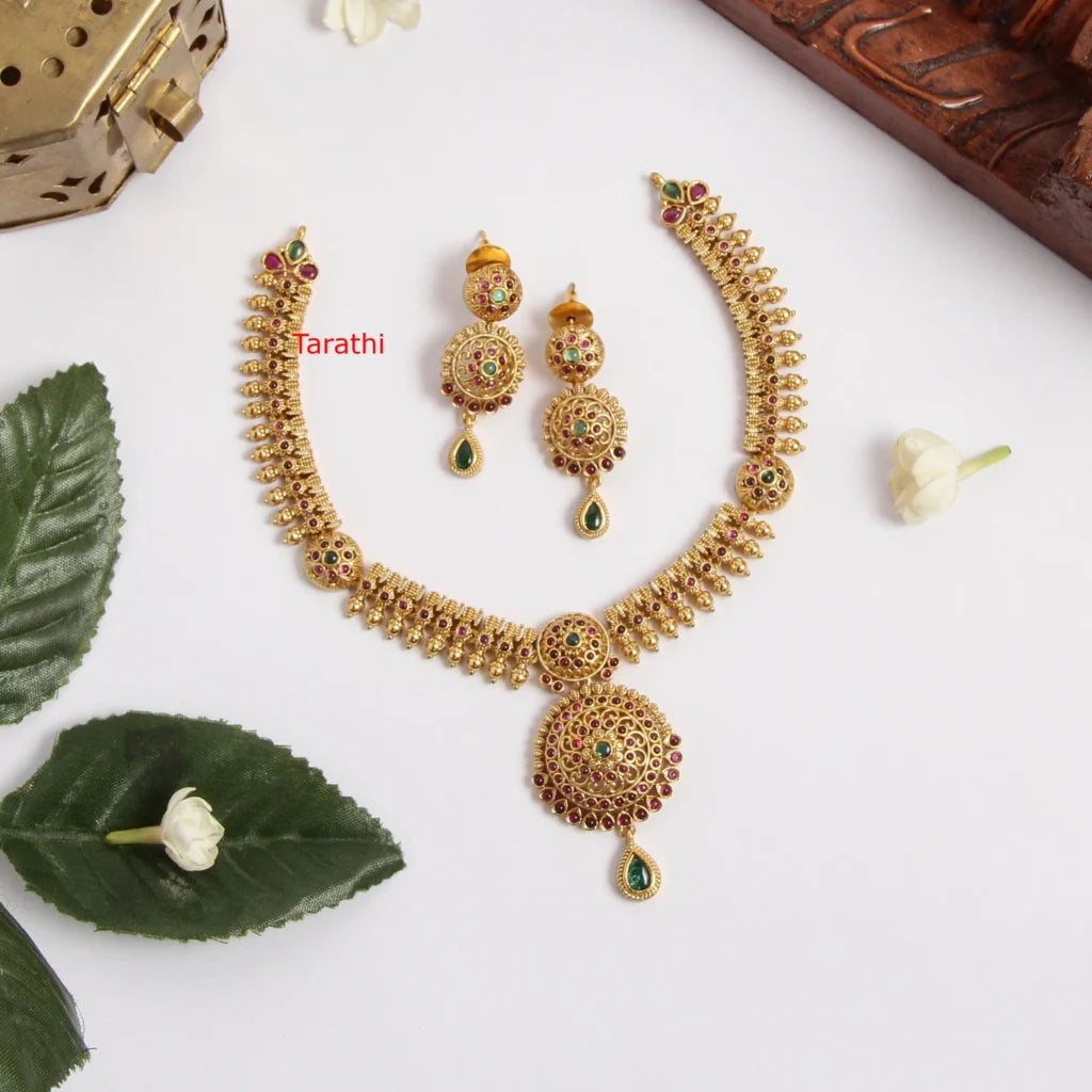 Antique Short Necklace N917