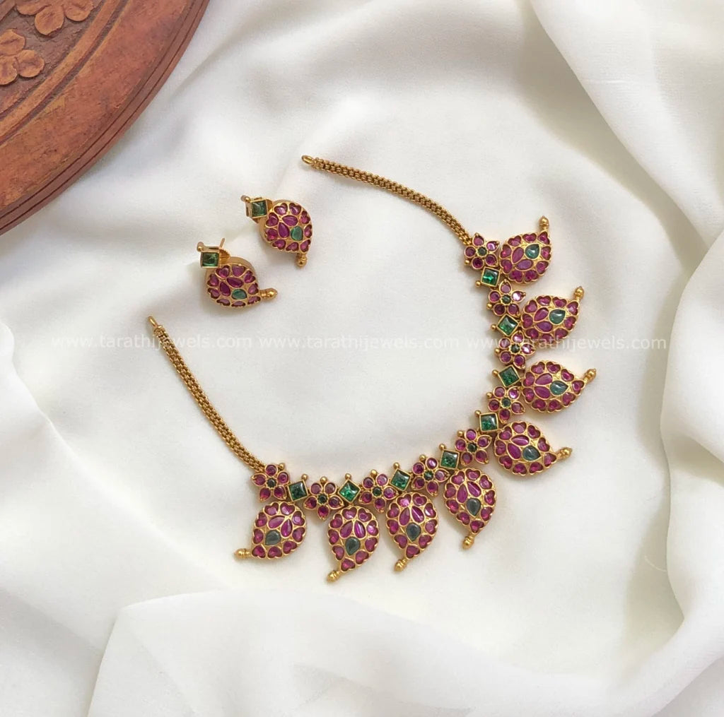 Kavi Mango Kemp Stone Choker CH348