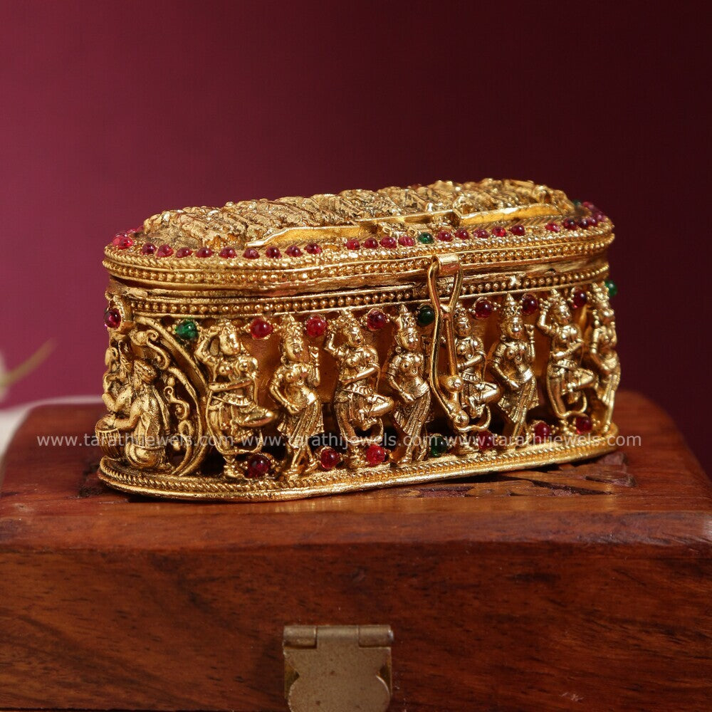 Gold Look alike 3 sectional Kumkum Boxes KK31