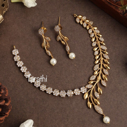 Simple Leaf Ad Neckset( White ) N033