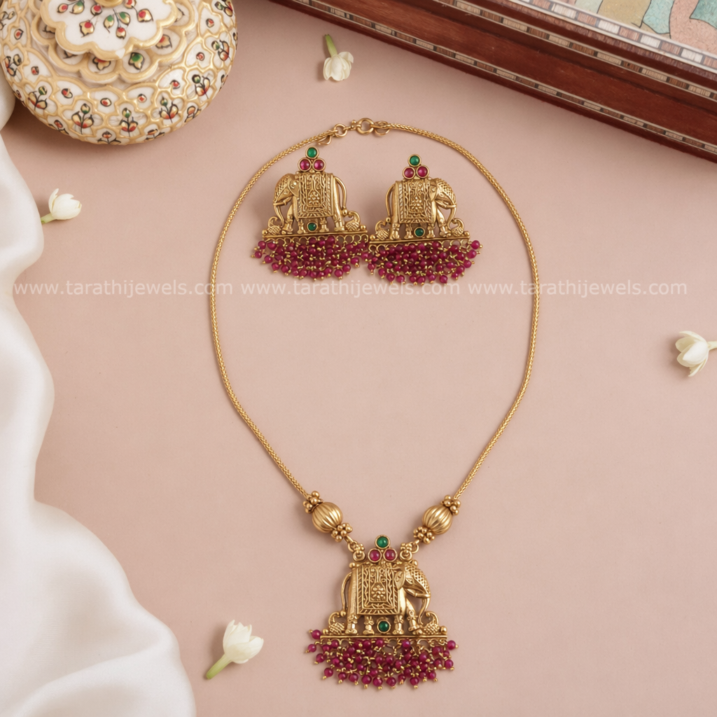 Stunning Elephant design Pendant Necklace N1002