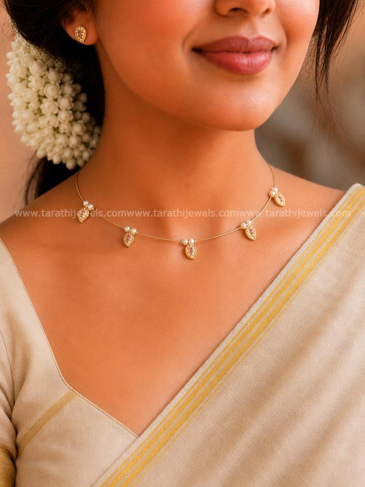 Vaishu Invisible Necklace N1036