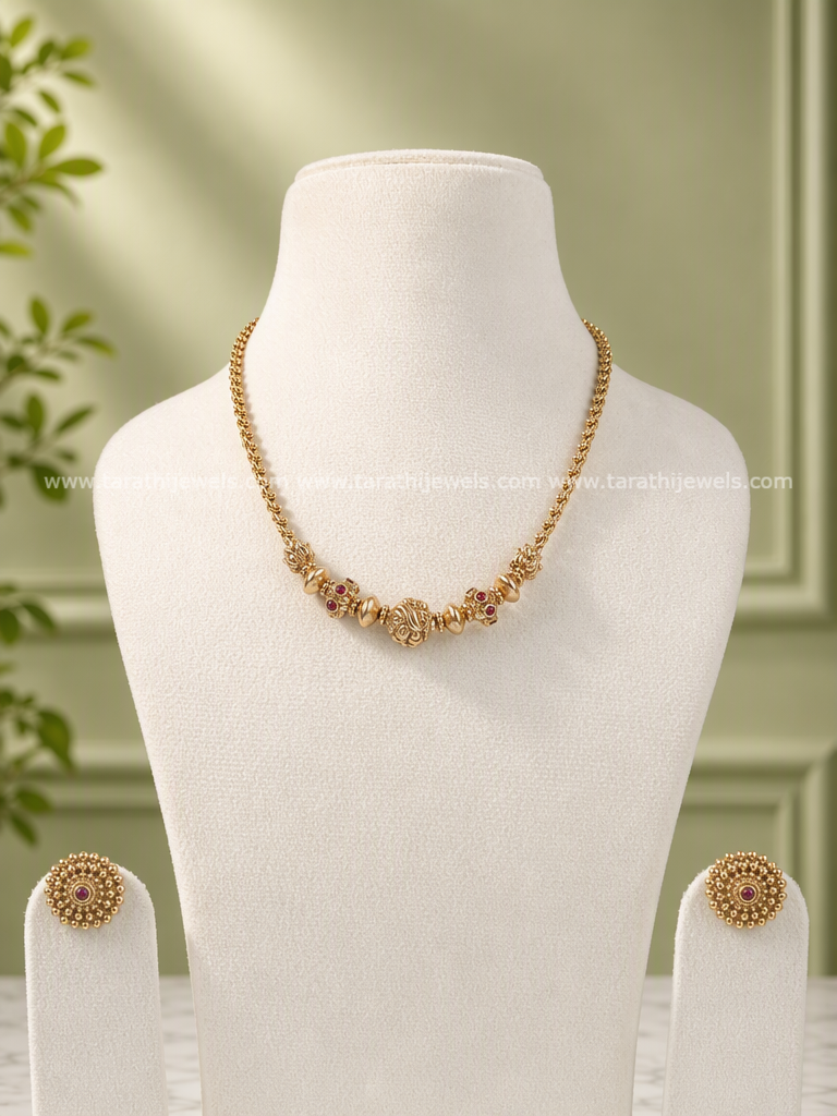 Traditional Beaded Antique Necklace N1165