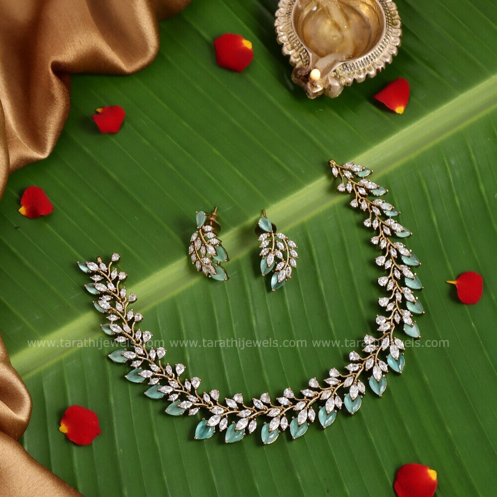 Leaf Design Partywear Necklace N1168